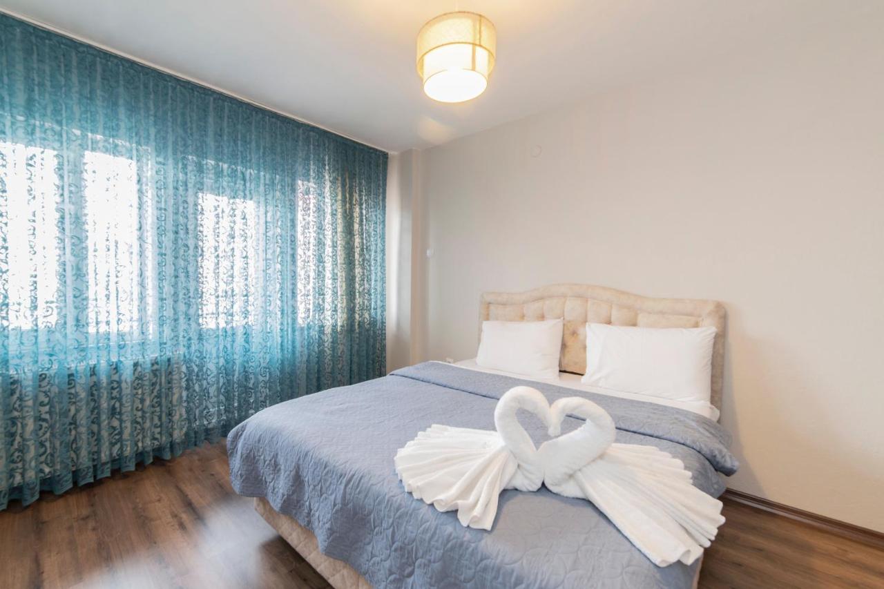 Centrally Located 2 Bedroom Apt With Netflix 부루사 외부 사진